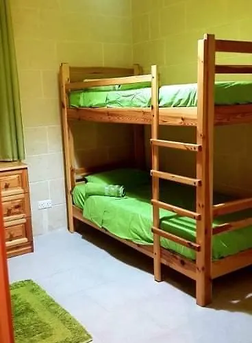 3 Bedrooms Maisonette With Pool * Ghajnsielem